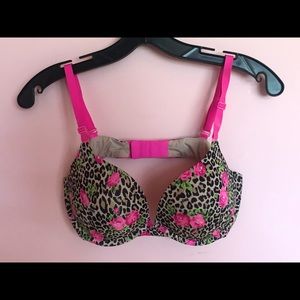 Pink - Victoria’s Secret push up bra